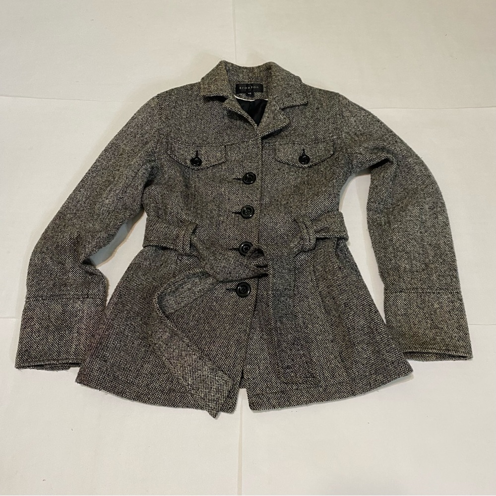 Braetan Women's Gray and Black Jacket